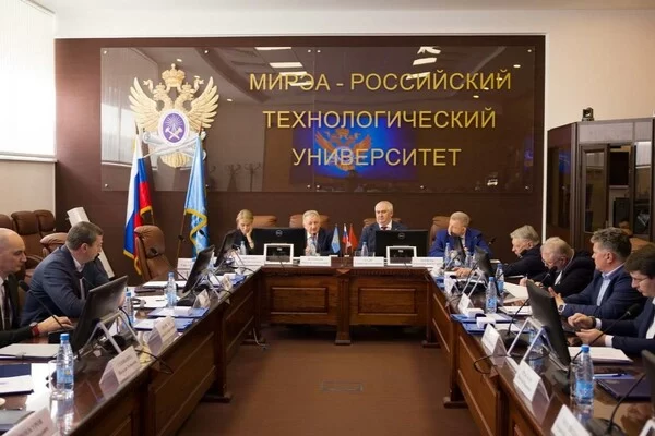 При поддержке Ростеха на базе РТУ-МИРЭА организована передовая инженерная школа При поддержке Ростеха на базе РТУ-МИРЭА организована передовая инженерная школа