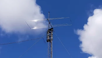 ARRL и Momobeam представляют двухдиапазонную  антенну гибрид: Антена Моксона и Антена Уда-Яги